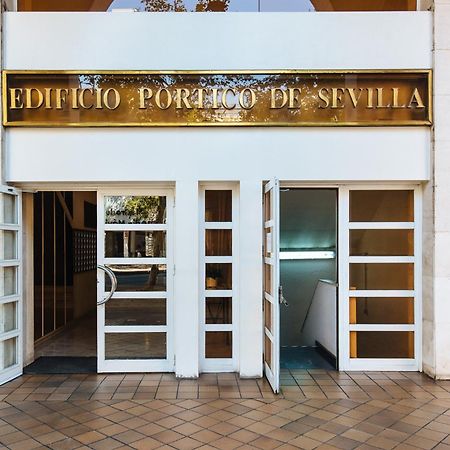 Magno Apartments Santa Justa Sevilla Bagian luar foto