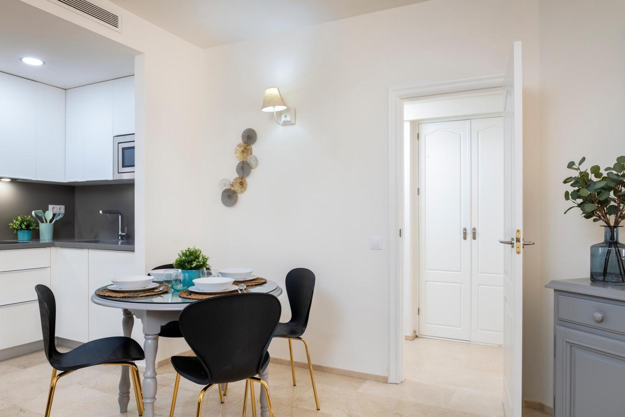 Magno Apartments Santa Justa Sevilla Bagian luar foto